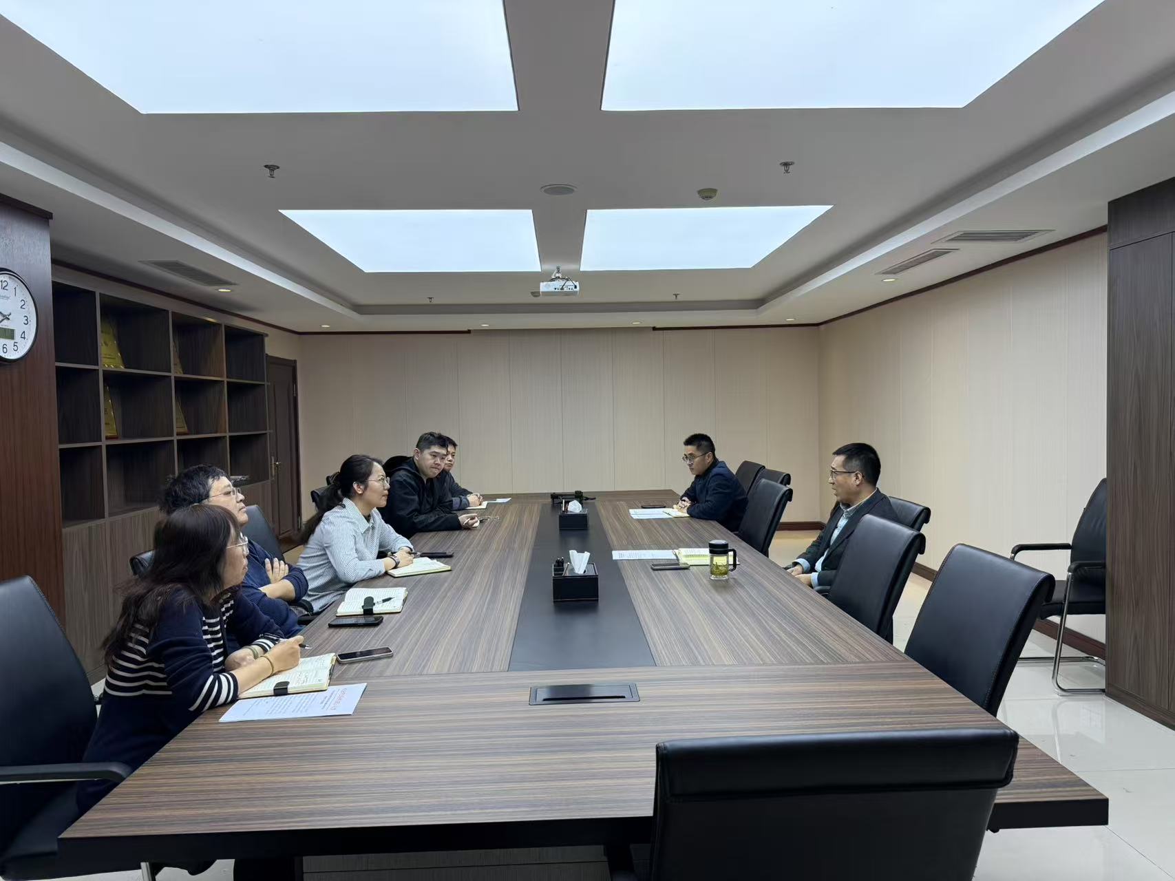 图片.jpg 图片.jpg